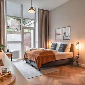 Limehome Keizerstraat Aparthotel